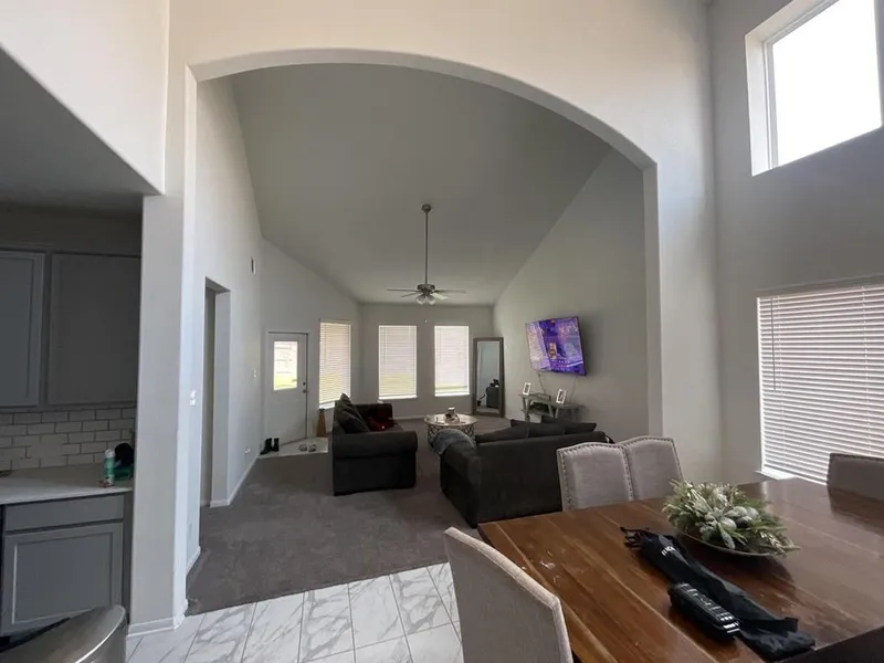 2023-+9_10_55+AM-800w