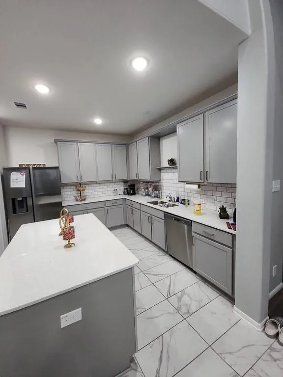 24-+09_49_39+AM+(1)-800w